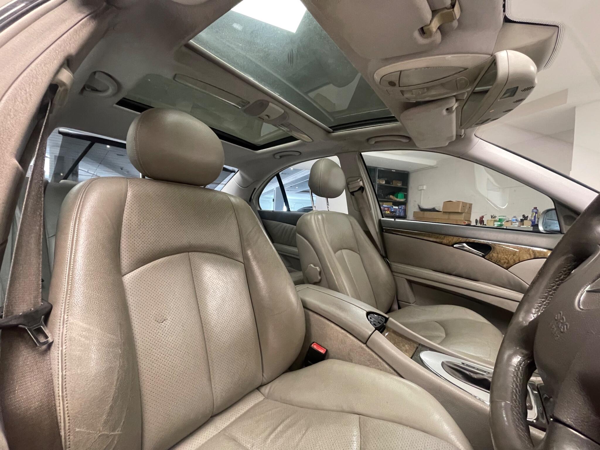 Mercedes-Benz E-Class view 8