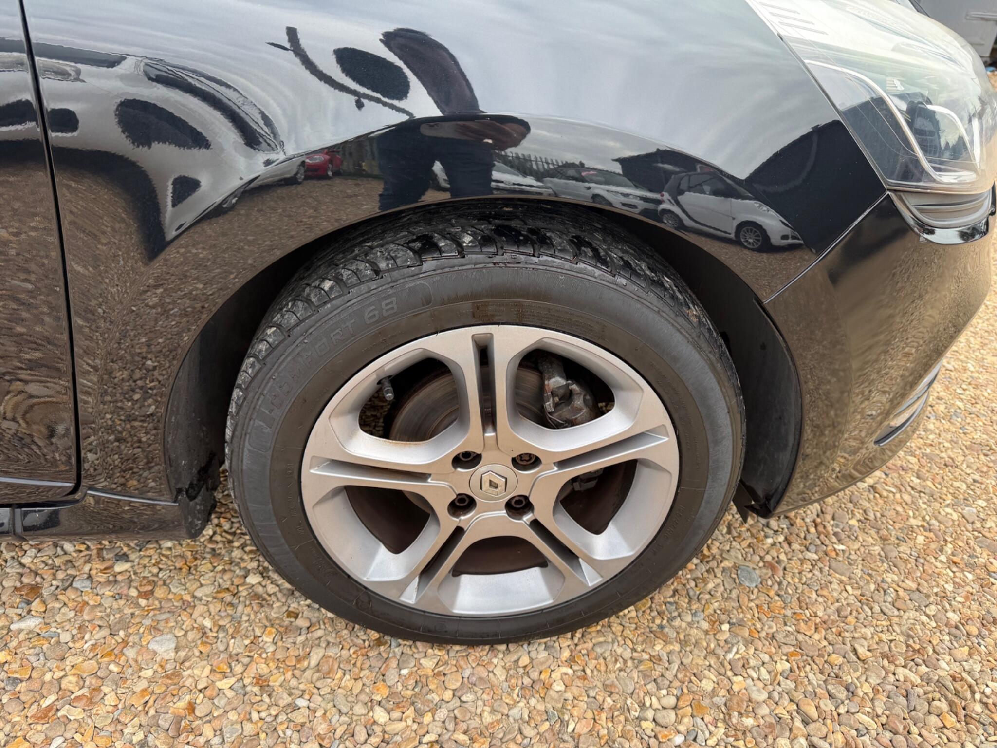 Renault Clio view 33
