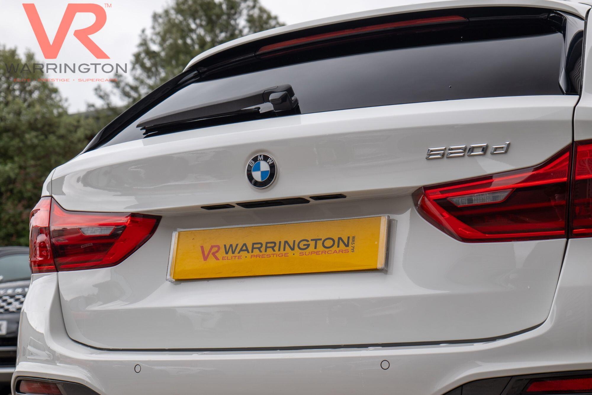 BMW 5 Series view 42