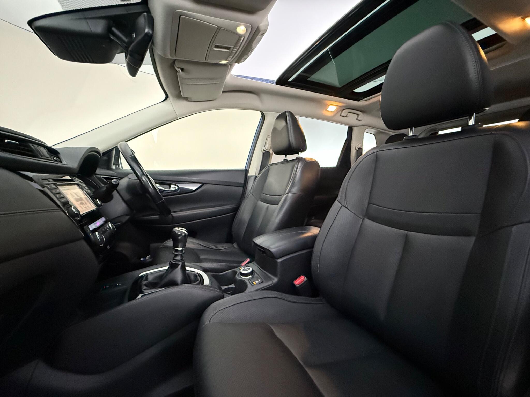 Nissan X-Trail view 28