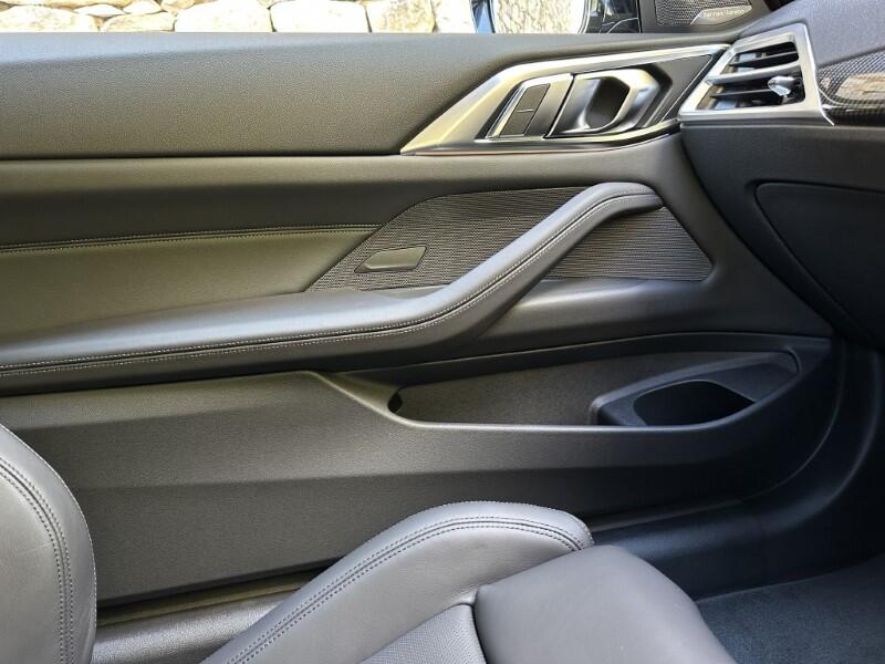 BMW M4 view 35