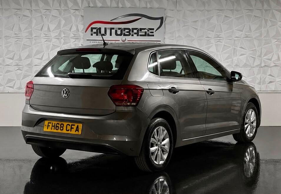 Volkswagen Polo view 7