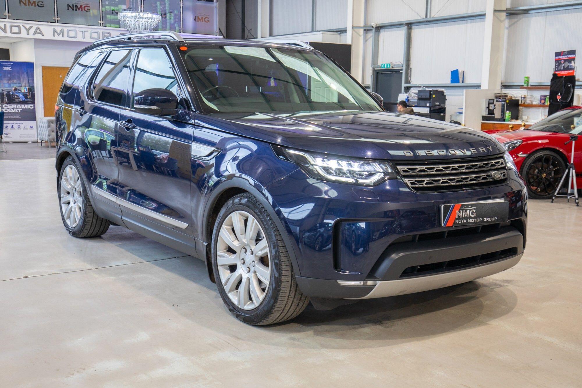 Land Rover Discovery view 8