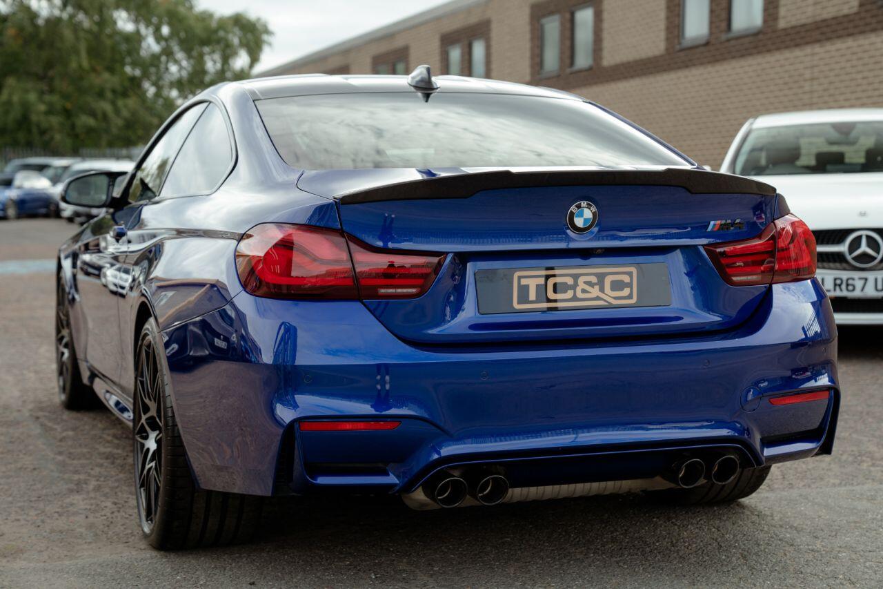 BMW M4 view 15