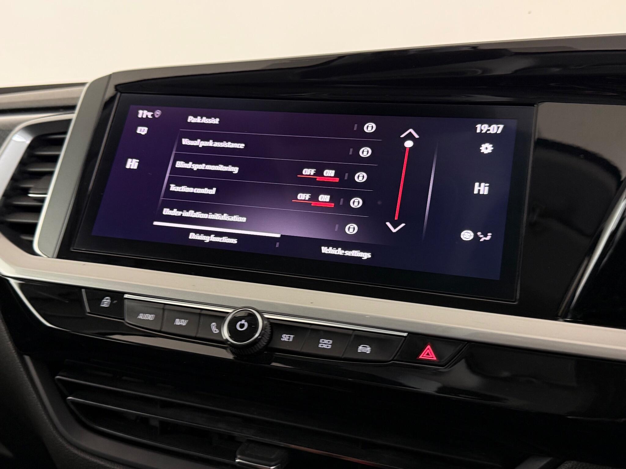 Vauxhall Grandland view 29
