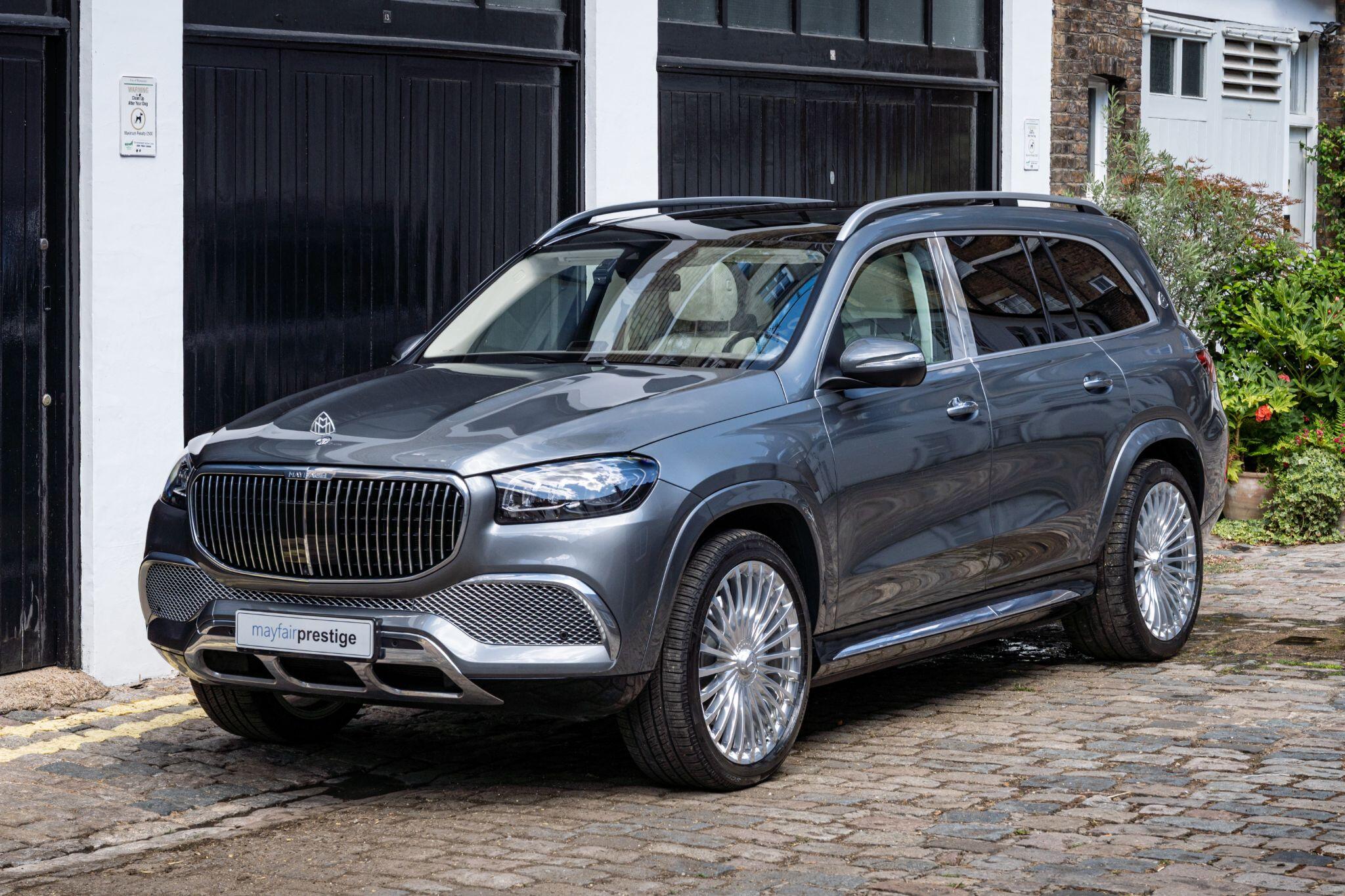 Mercedes-Benz GLS view 3