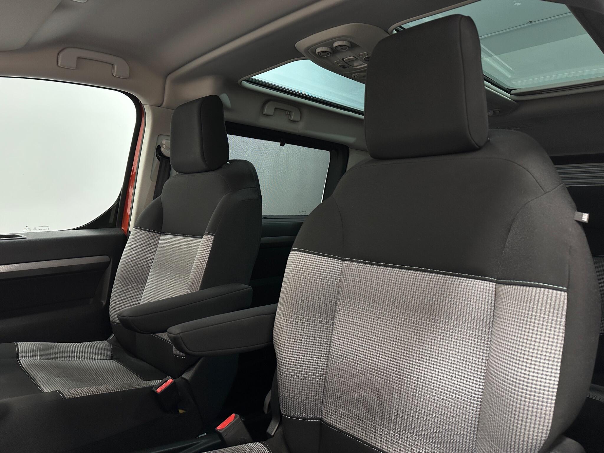 Citroen Spacetourer view 29
