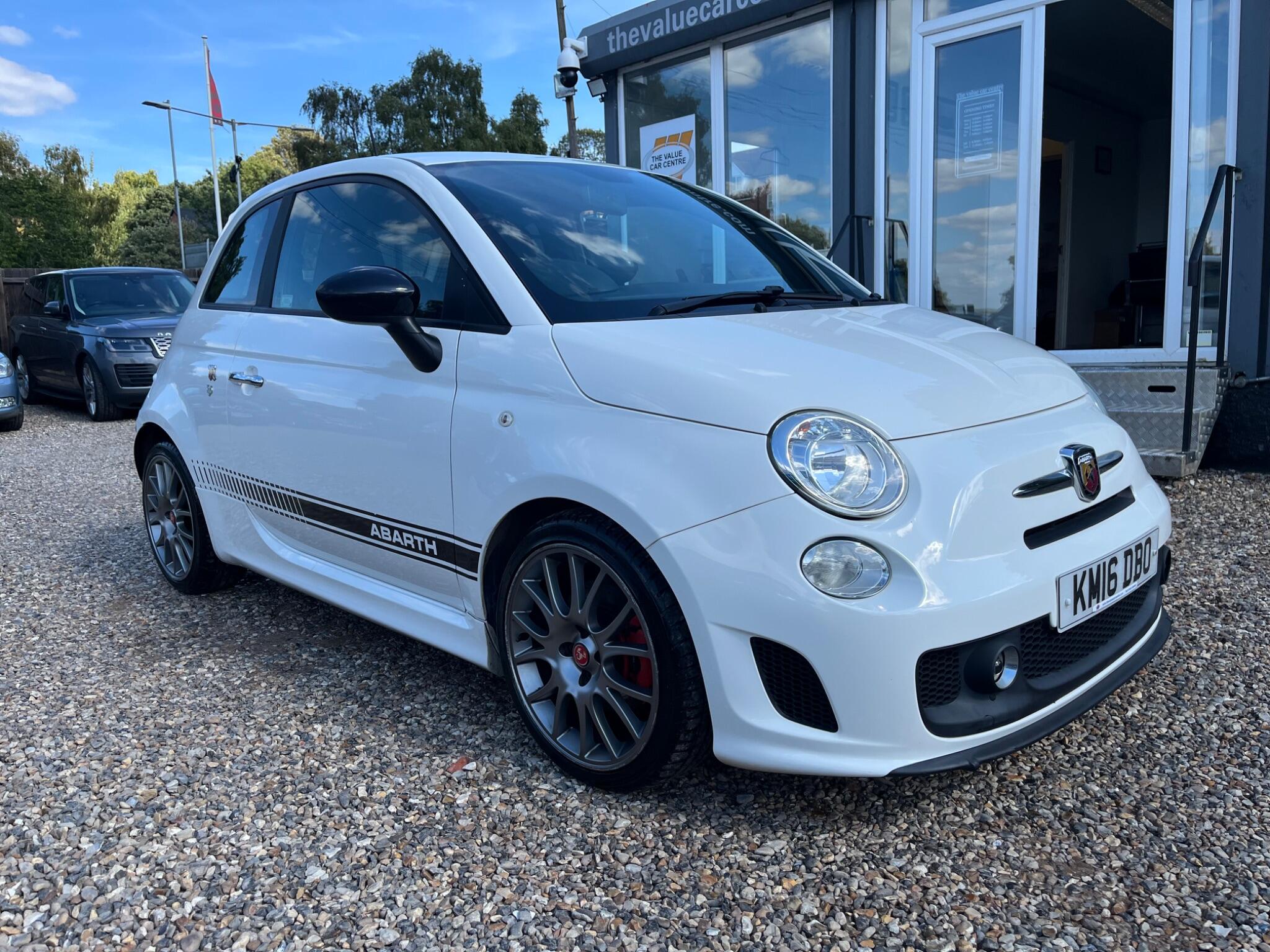 Abarth 595 main image