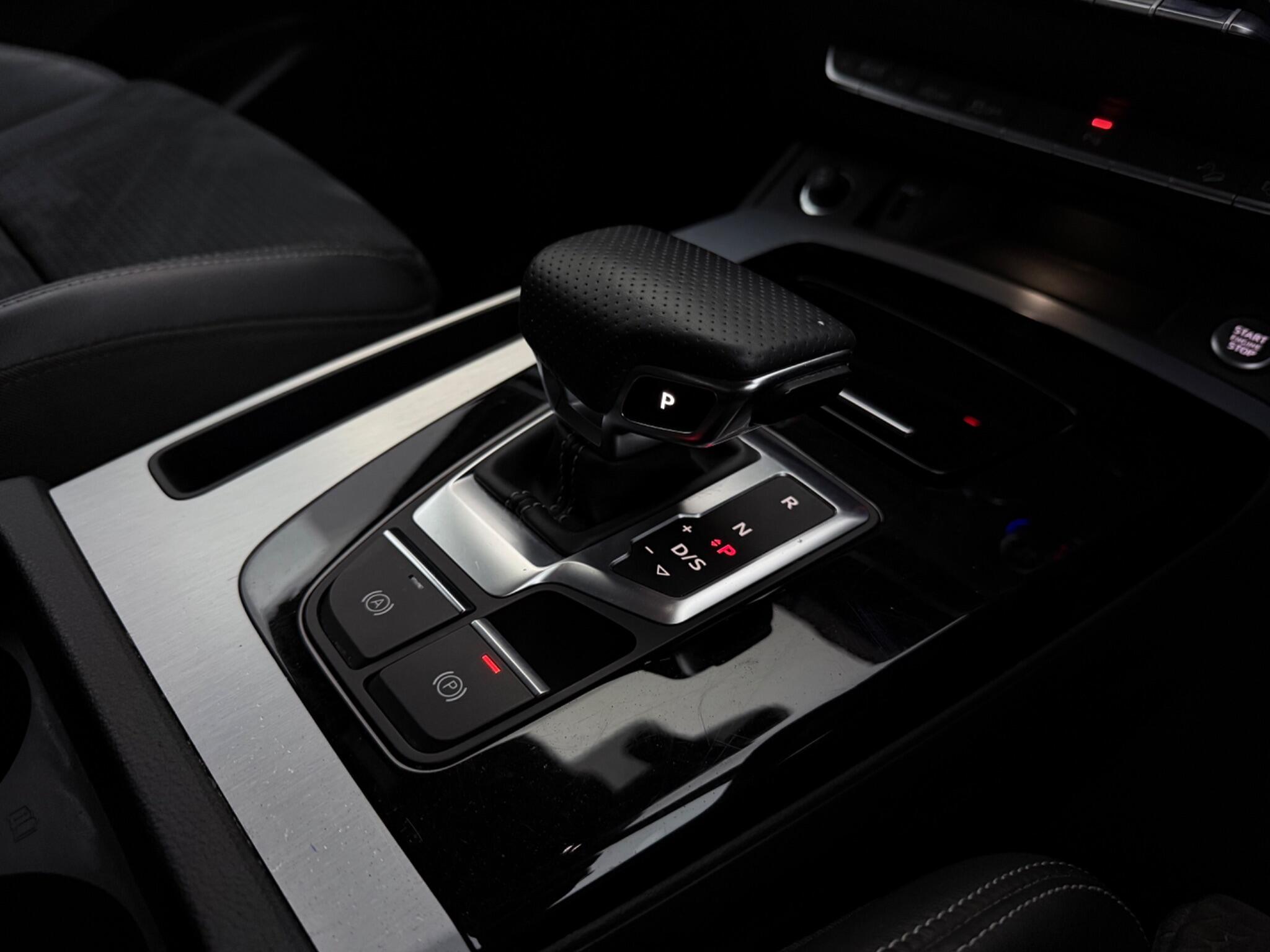 Audi Q5 view 20