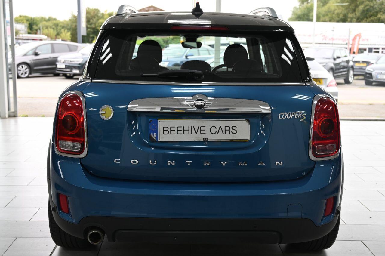 MINI Countryman view 9