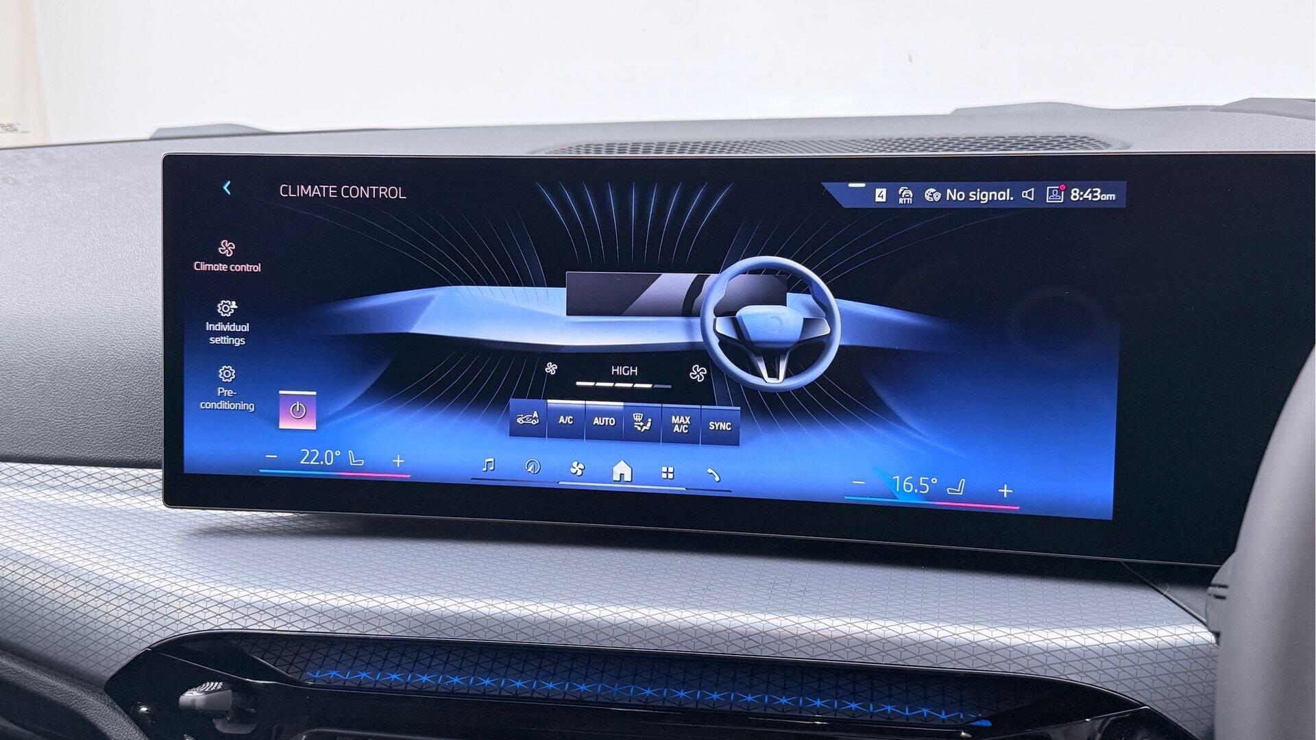 BMW i4 view 24