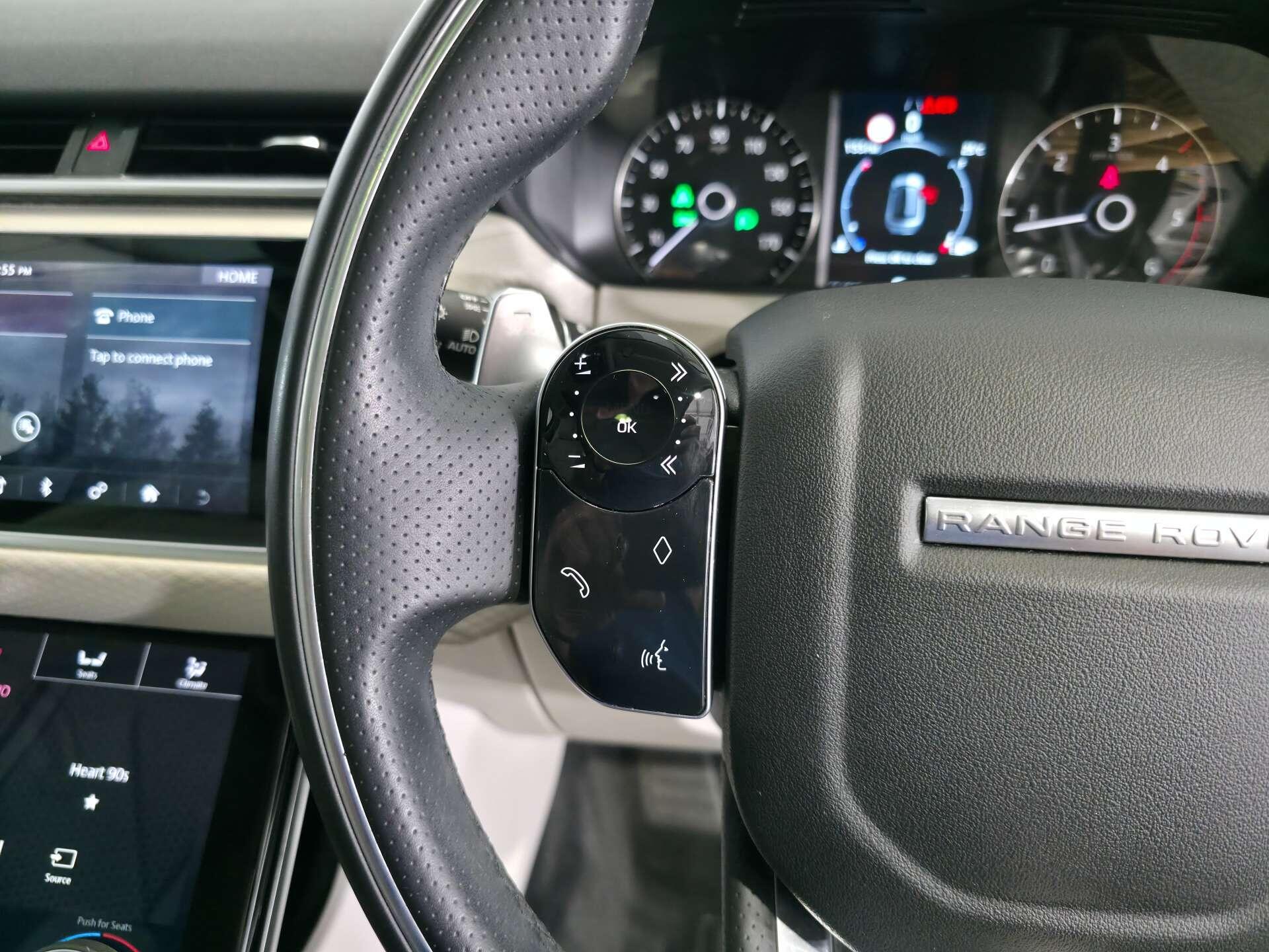 Land Rover Range Rover Velar view 24