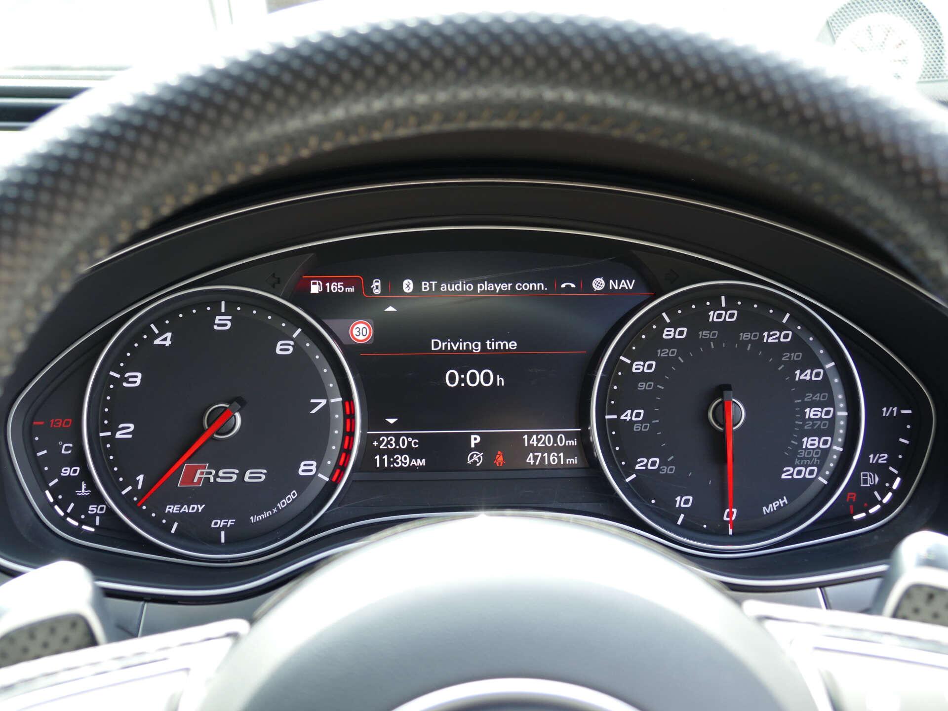 Audi RS6 Avant view 58