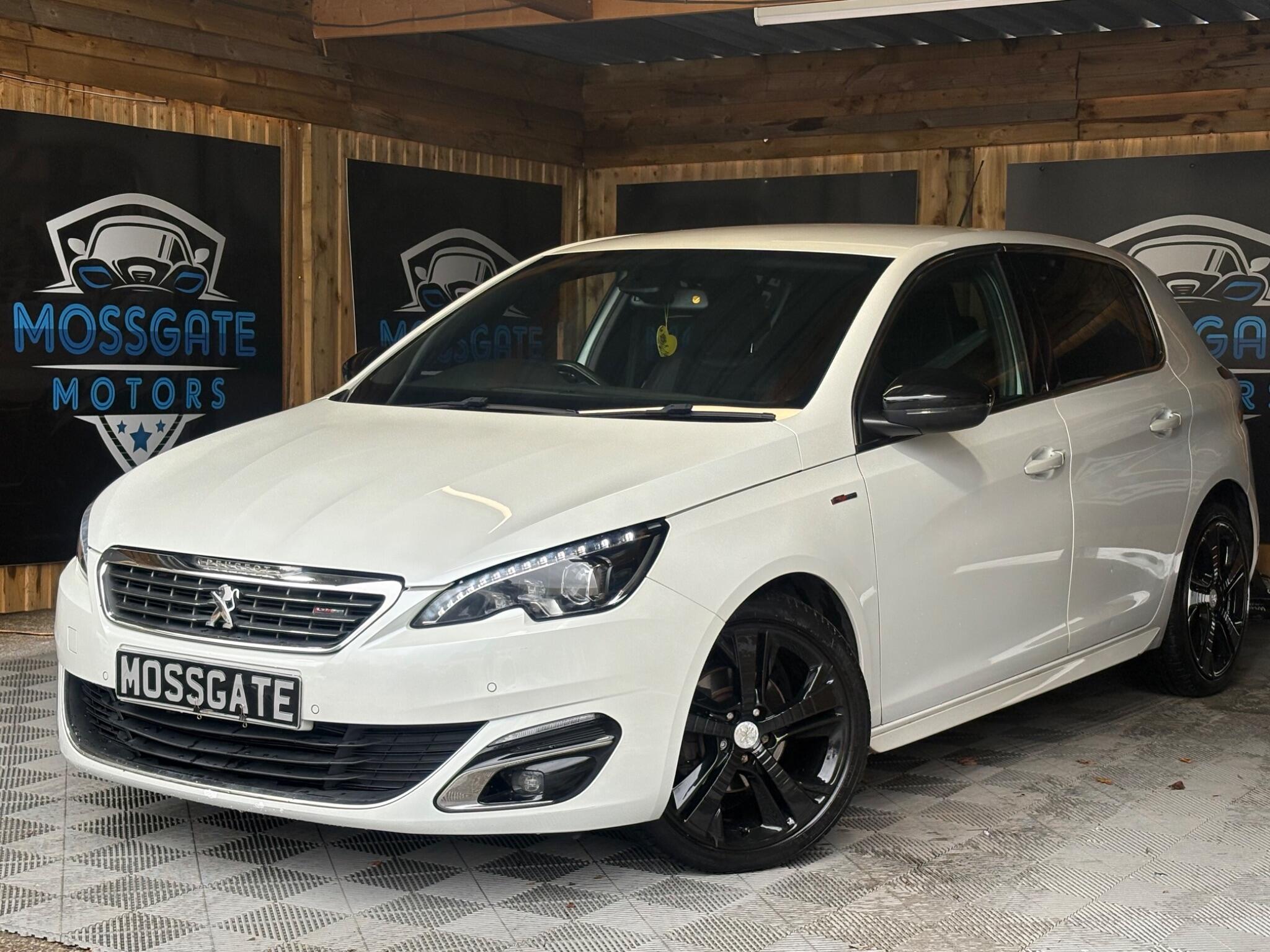 Peugeot 308 view 5