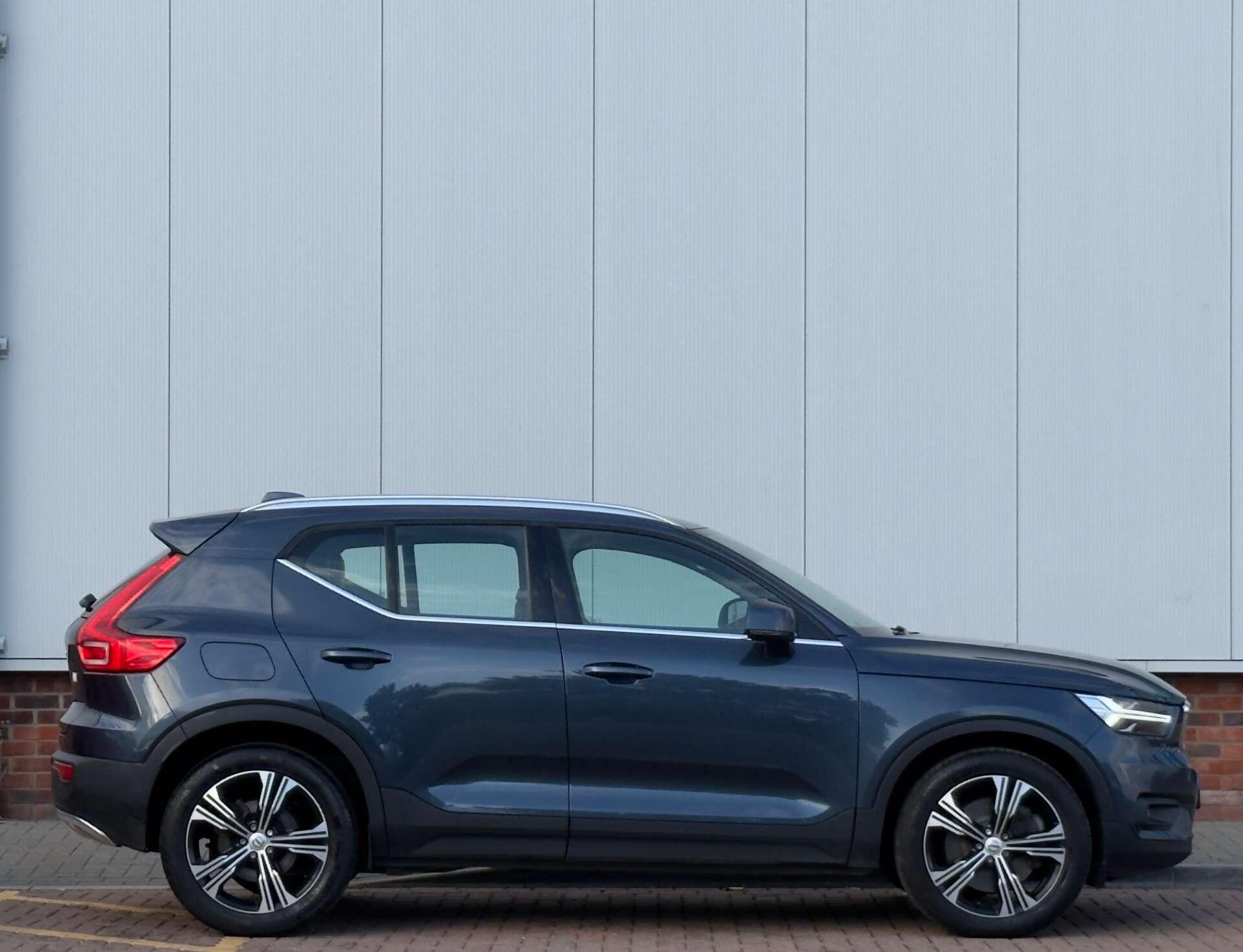 Volvo XC40 view 7