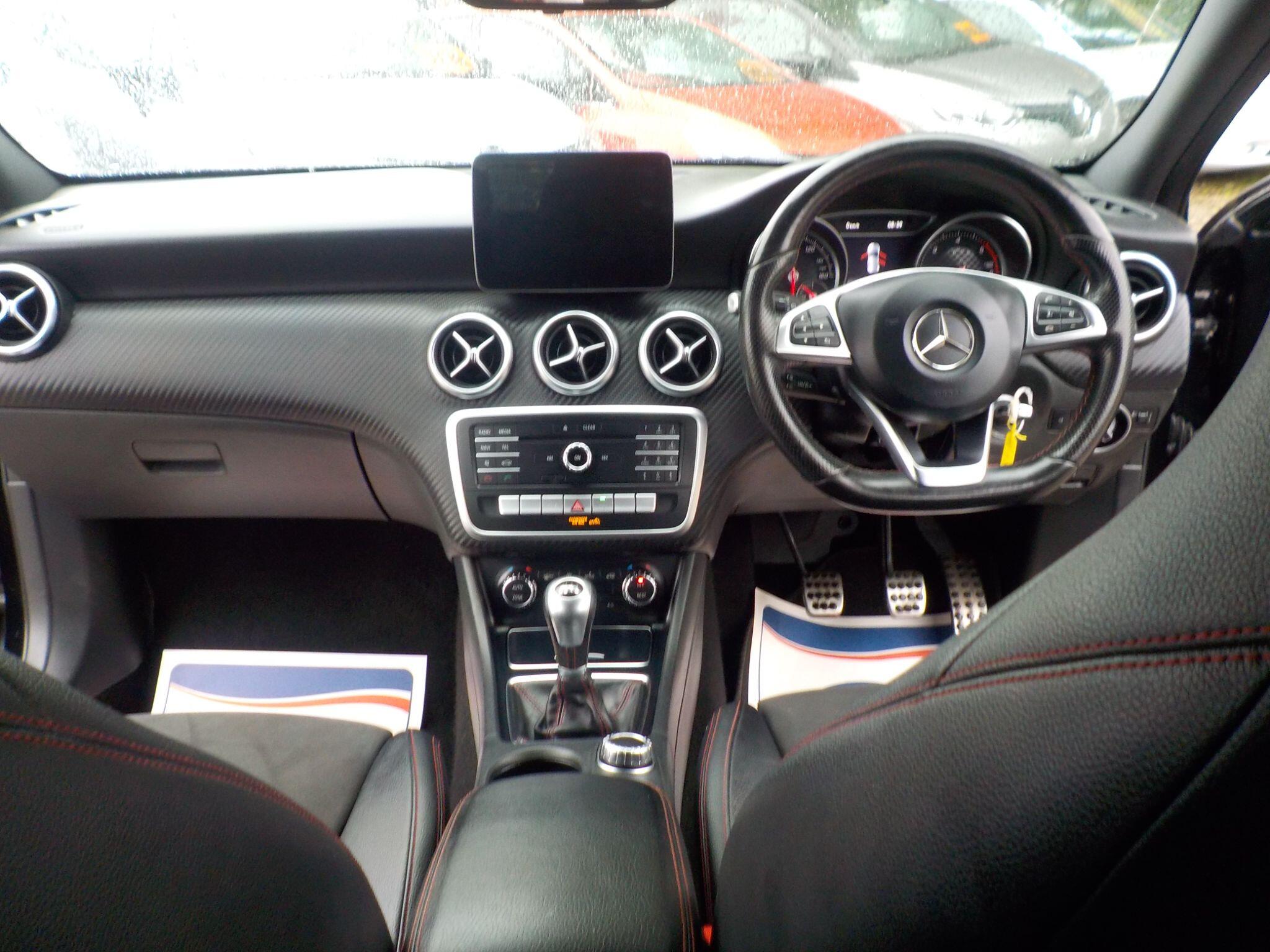Mercedes-Benz A Class 2.1 A200d AMG Line Euro 6 (s/s) 5dr