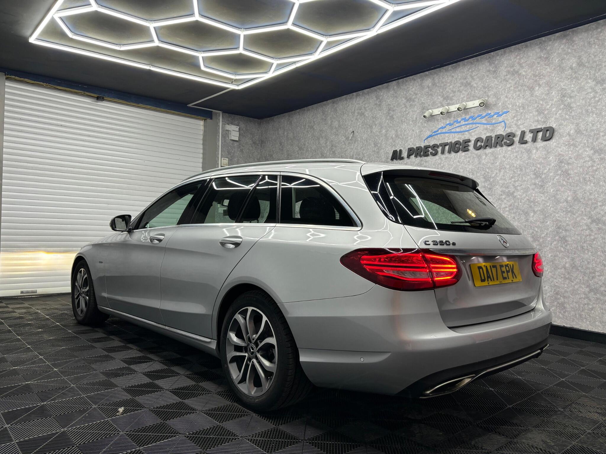 Mercedes-Benz C Class view 5