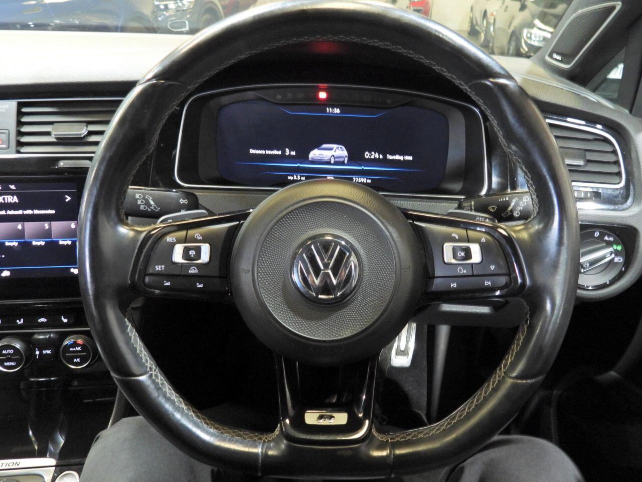Volkswagen Golf view 23