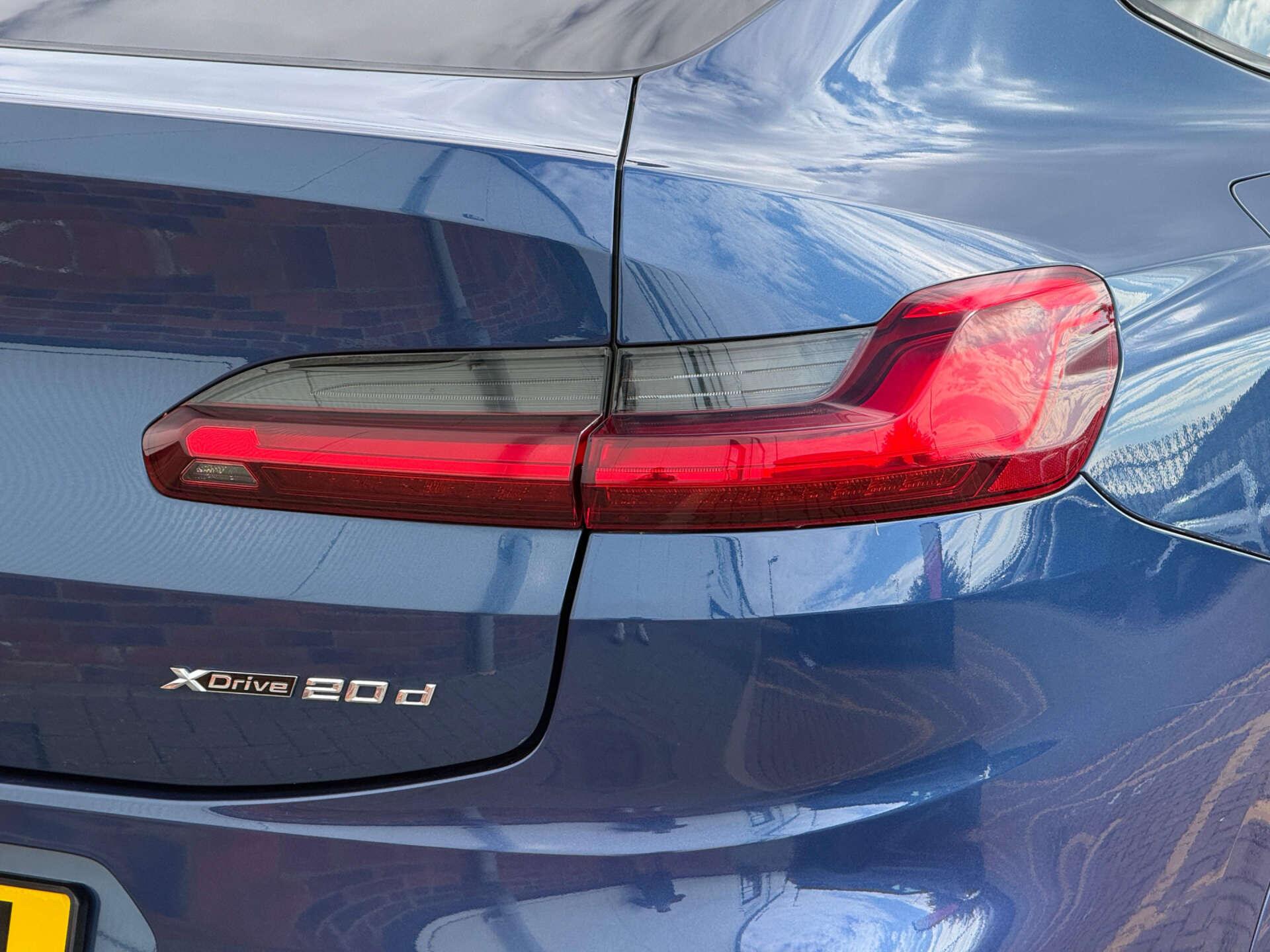 BMW X4 view 18