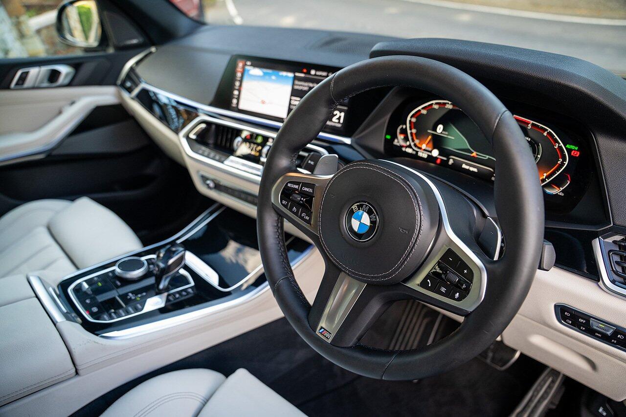 BMW X5 view 39