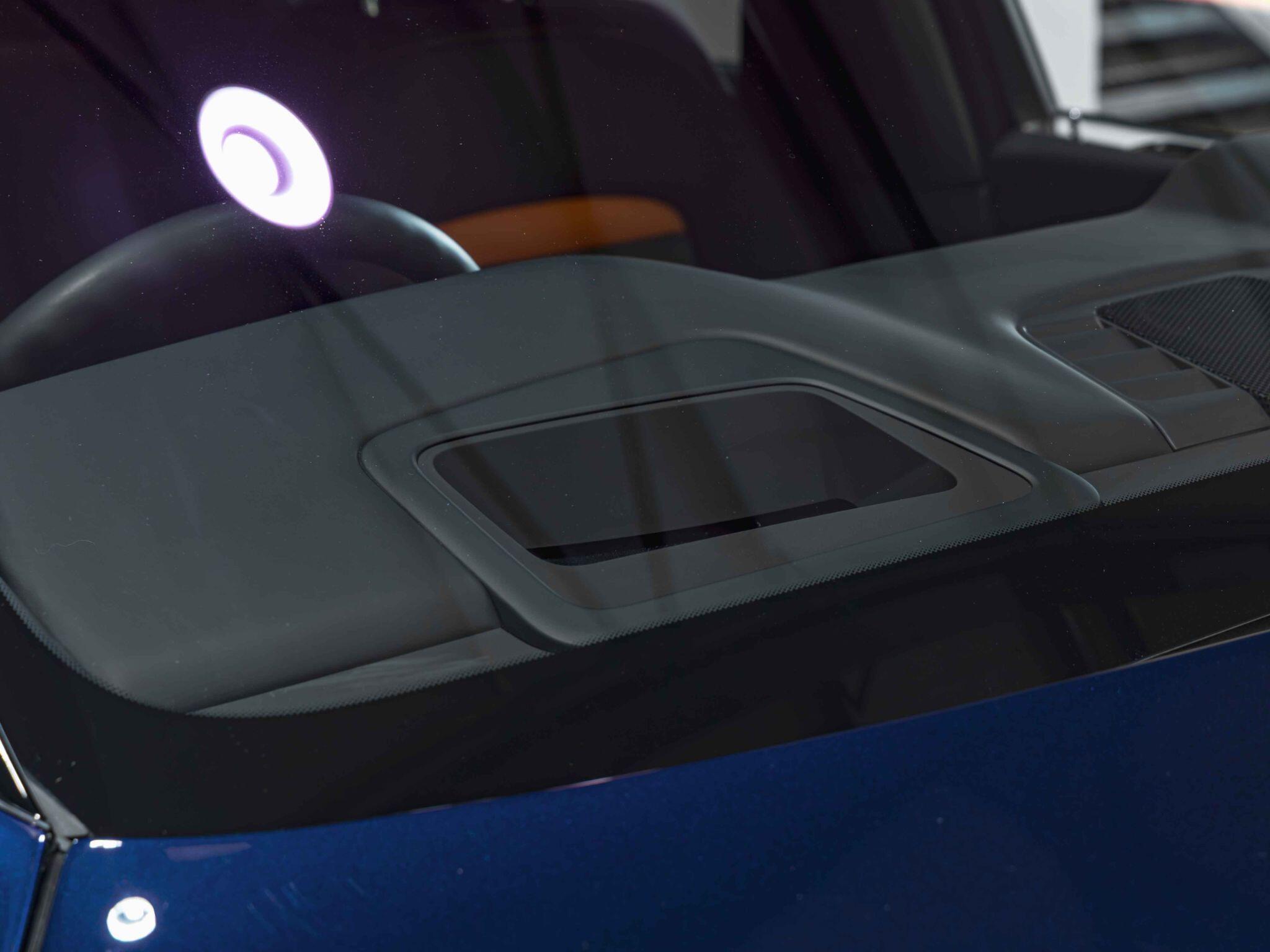 Rolls-Royce Cullinan view 18
