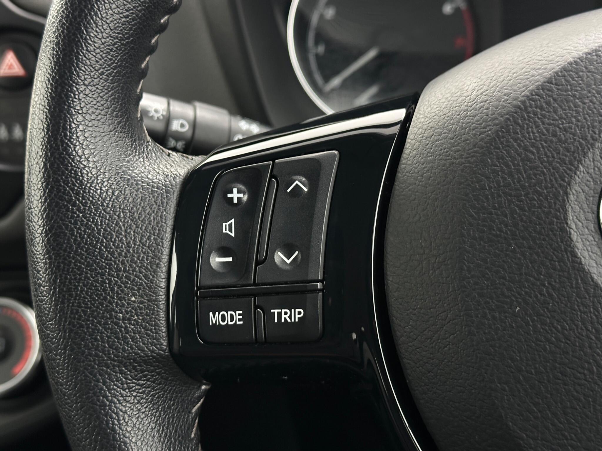 Toyota Yaris view 15
