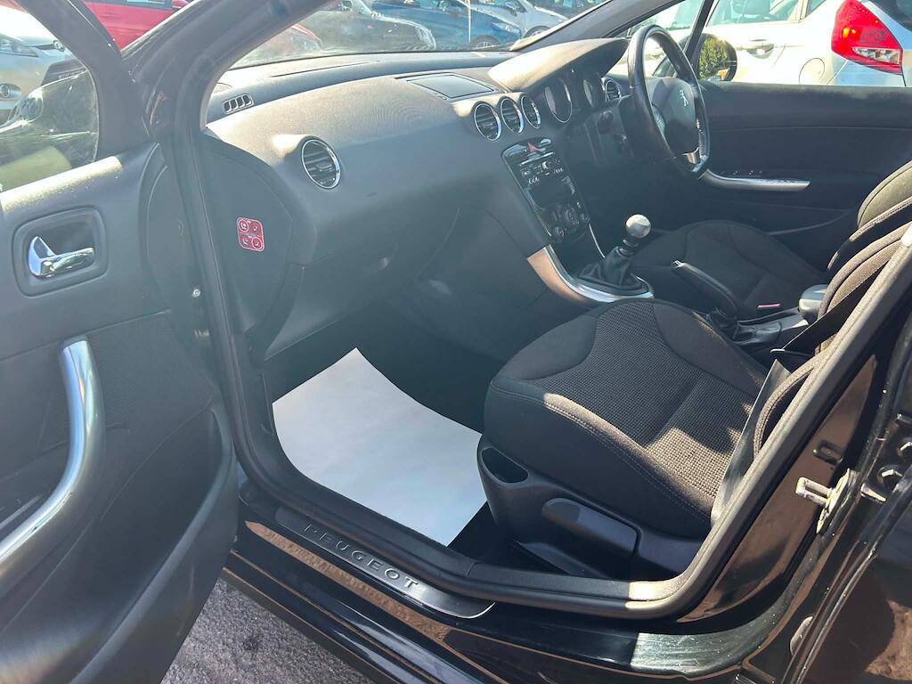 Peugeot 308 view 17