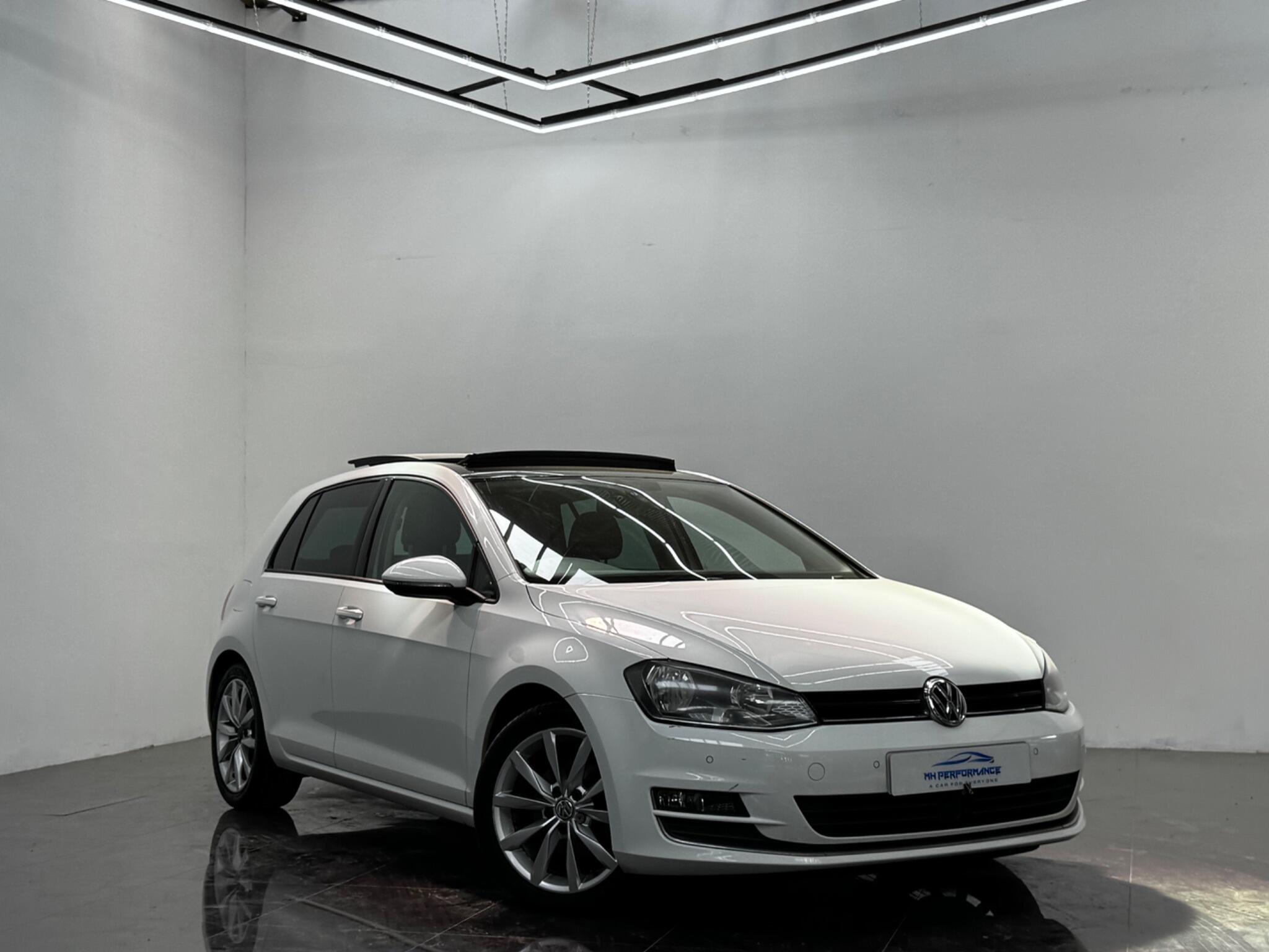 Volkswagen Golf view 42