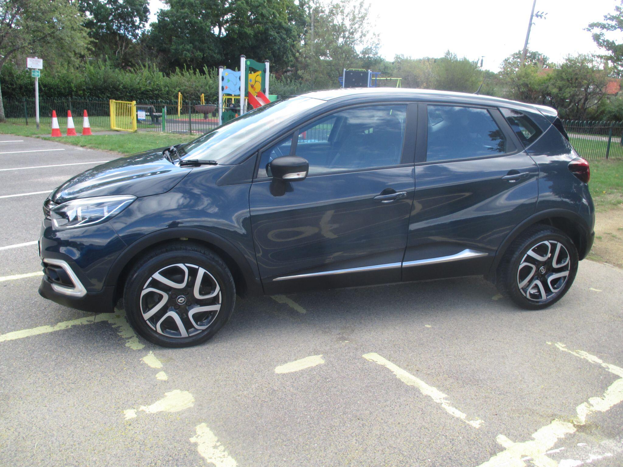 Renault Captur view 21