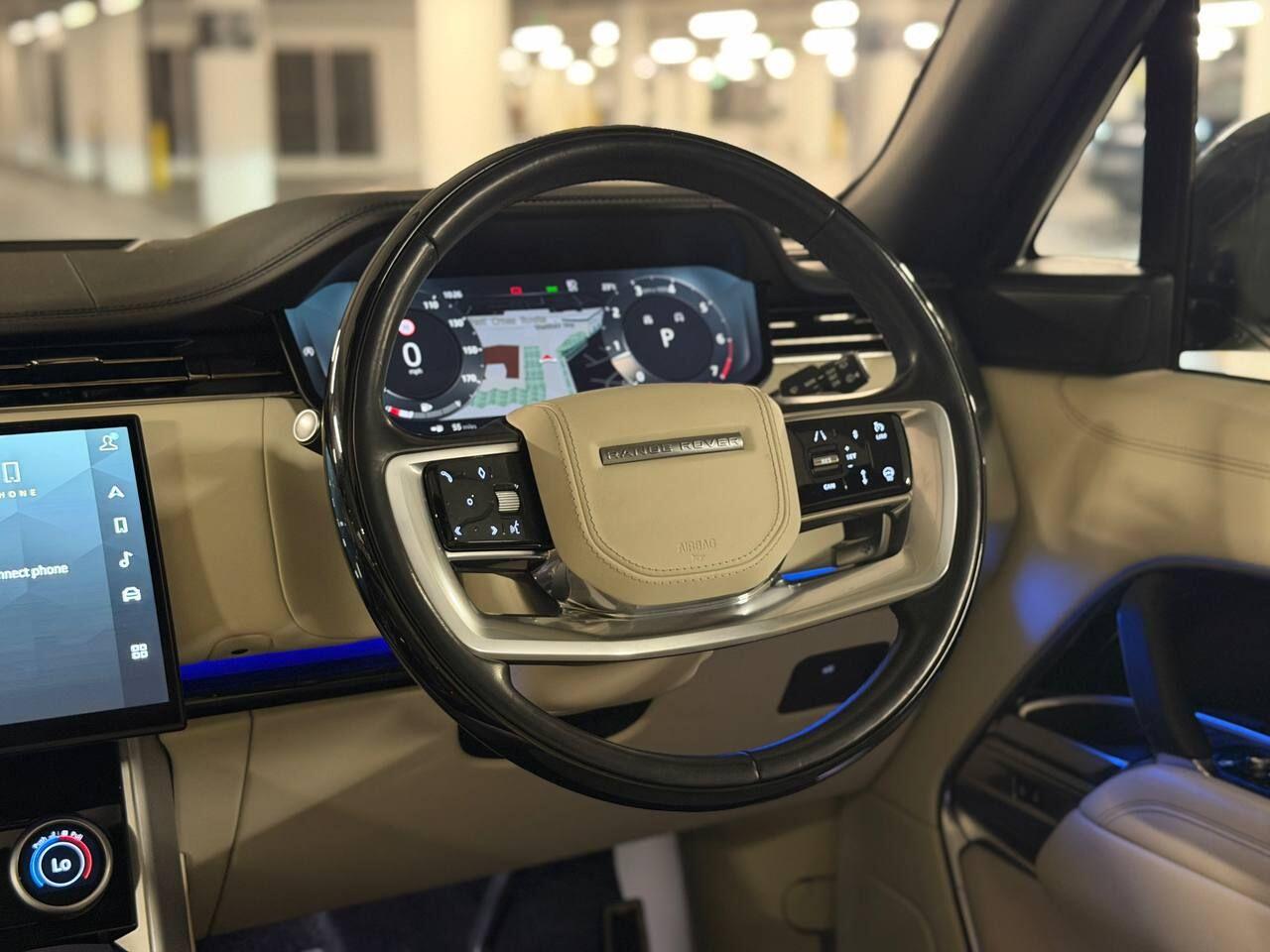 Land Rover Range Rover view 35