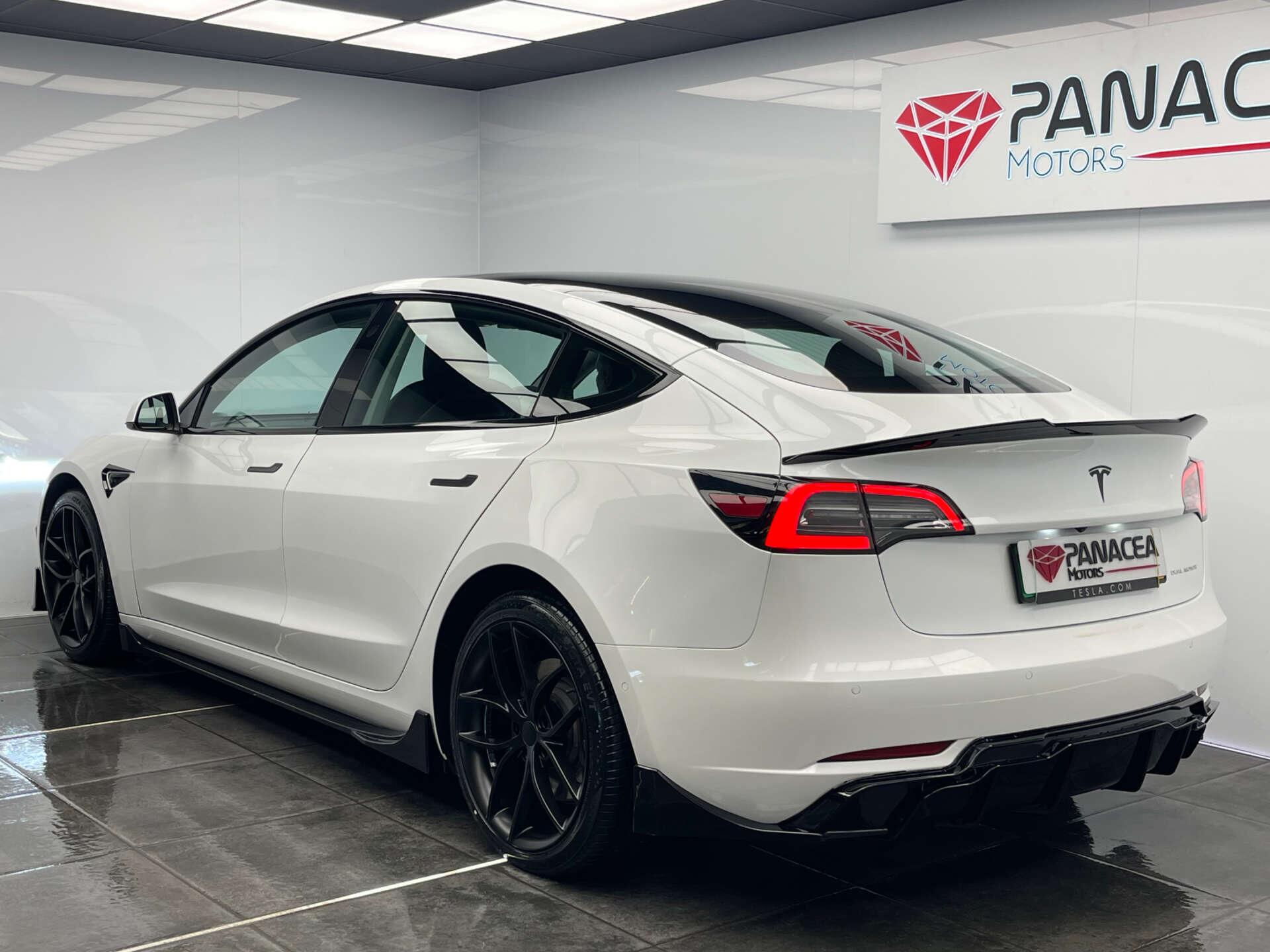 Tesla Model 3 view 28