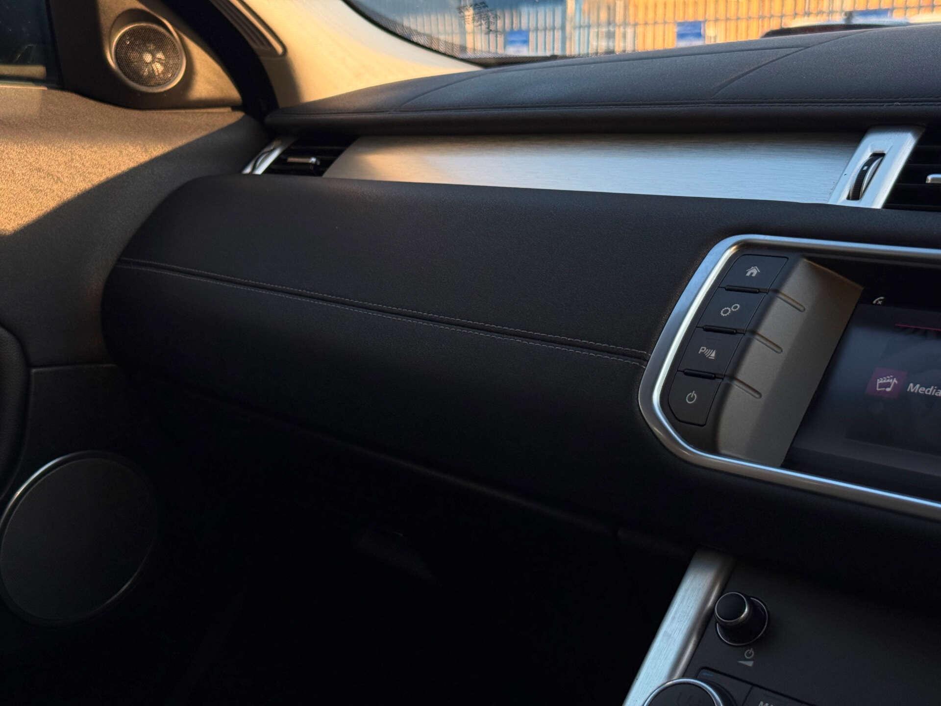 Land Rover Range Rover Evoque view 51
