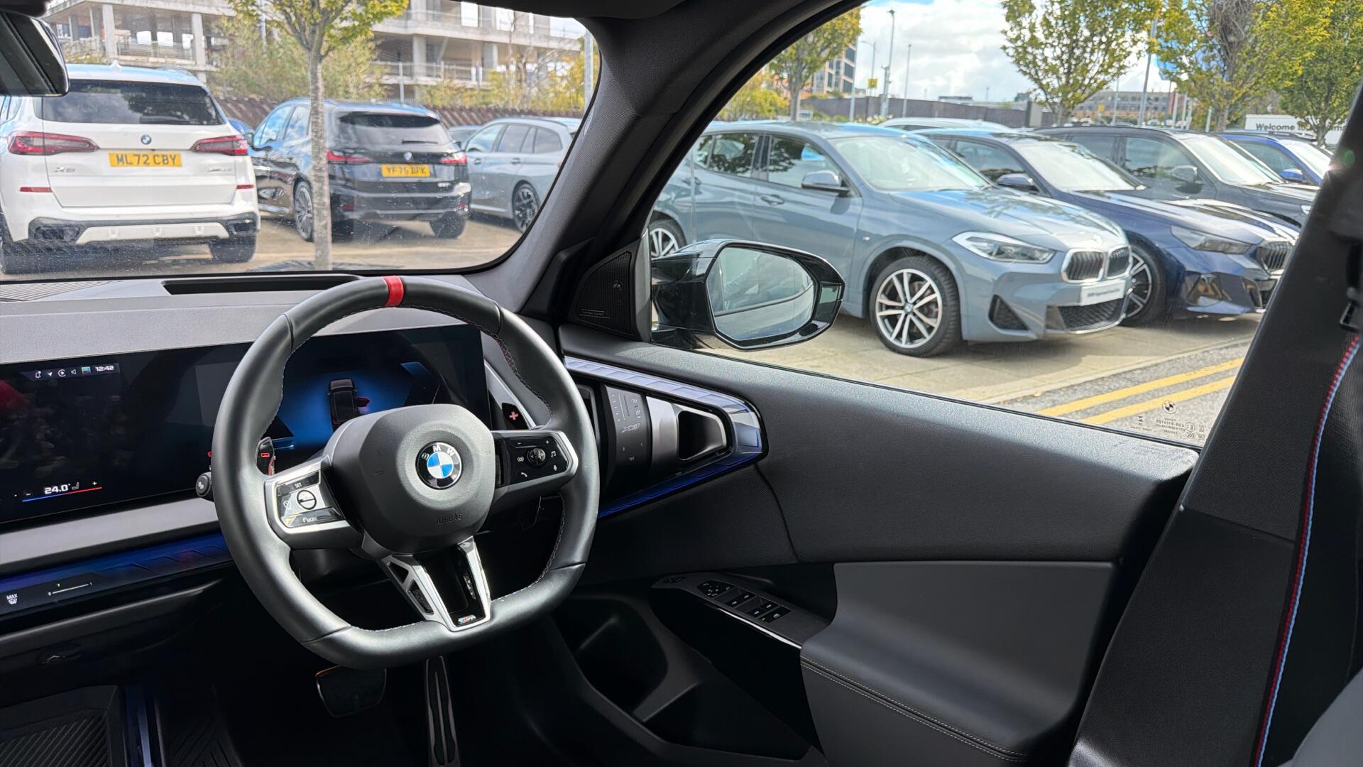 BMW X3 view 44