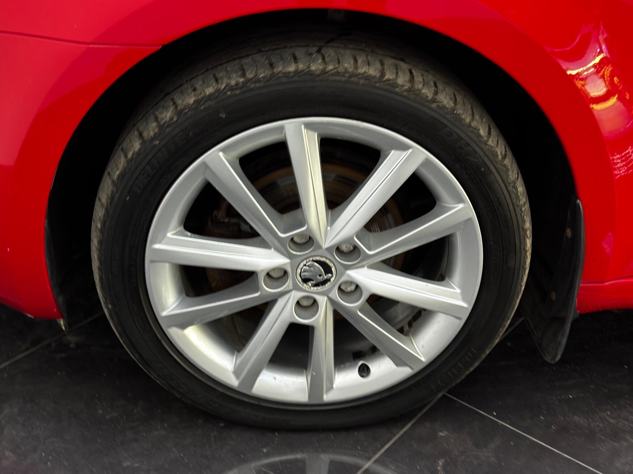 Skoda Octavia view 60
