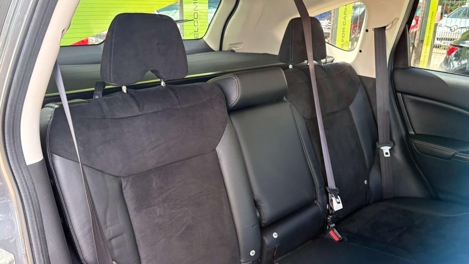 Honda CR-V view 10
