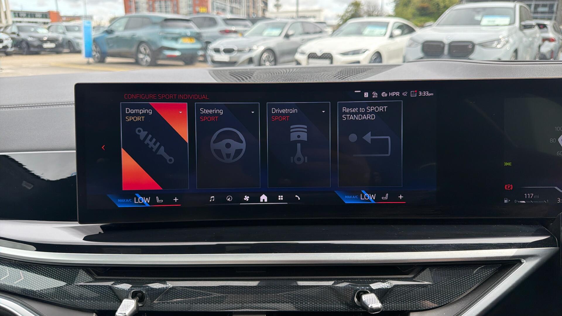 BMW X7 view 80