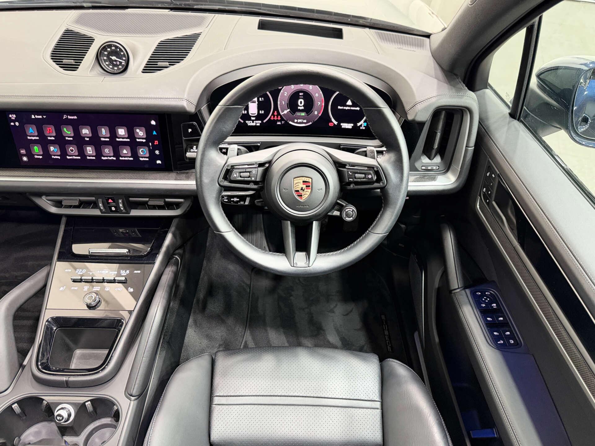Porsche Cayenne view 20