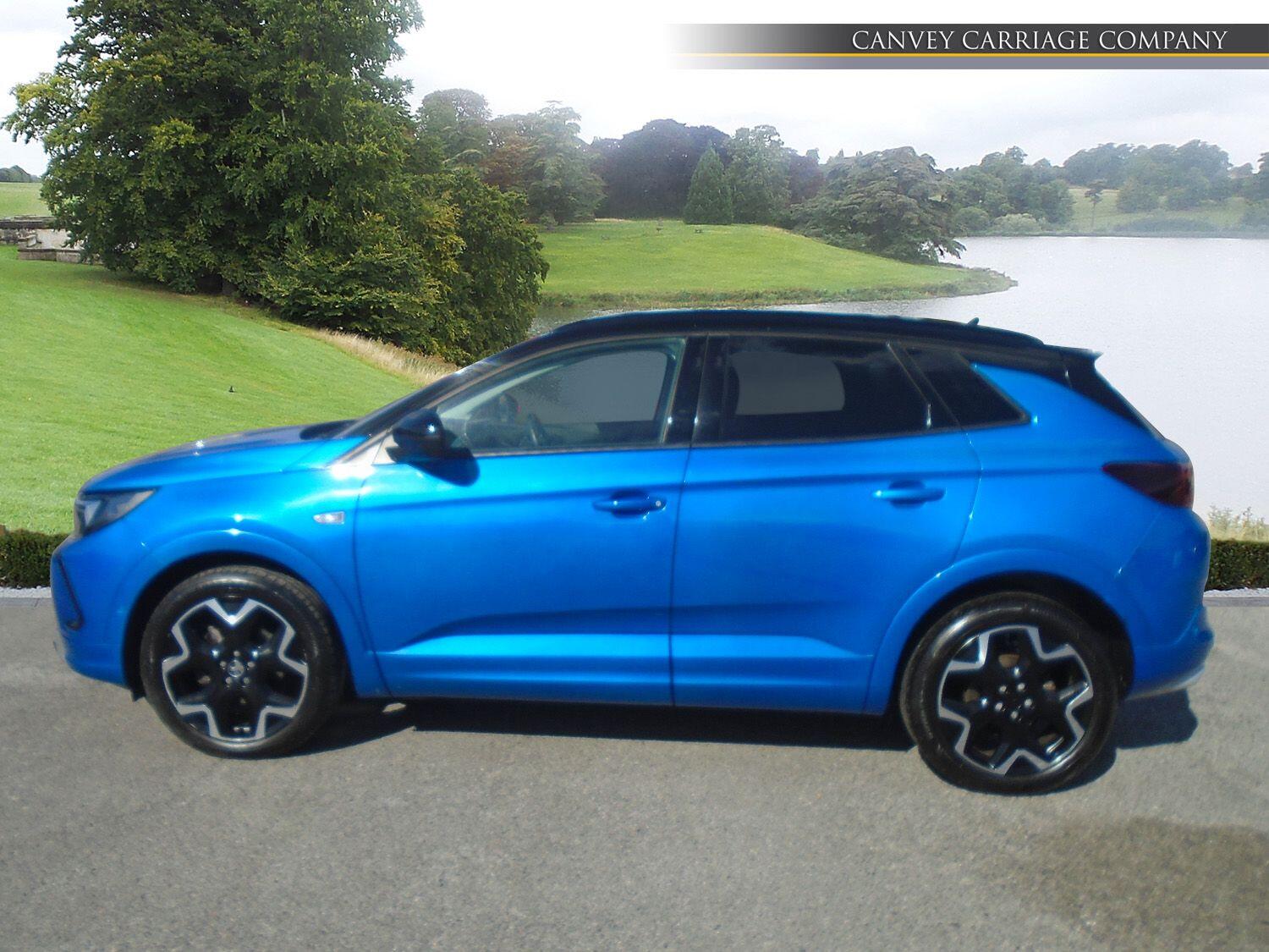 Vauxhall Grandland view 6