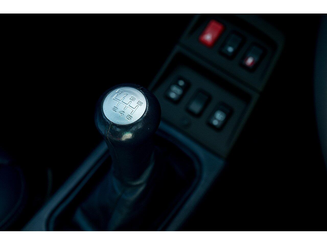 Porsche 911 view 37