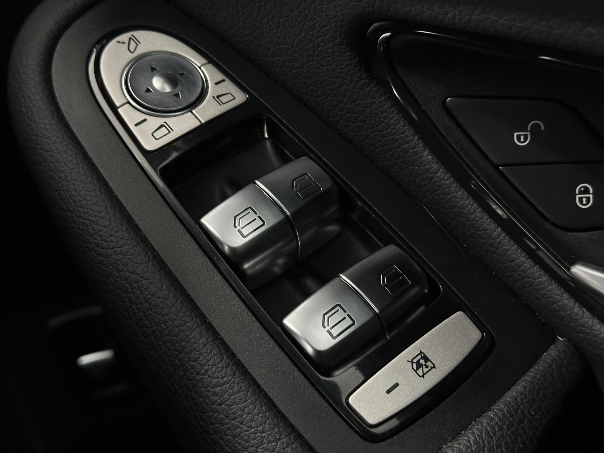 Mercedes-Benz GLC view 19