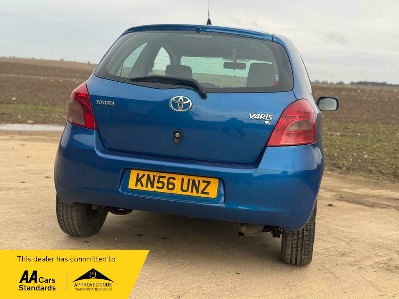 2006 Toyota Yaris image 16