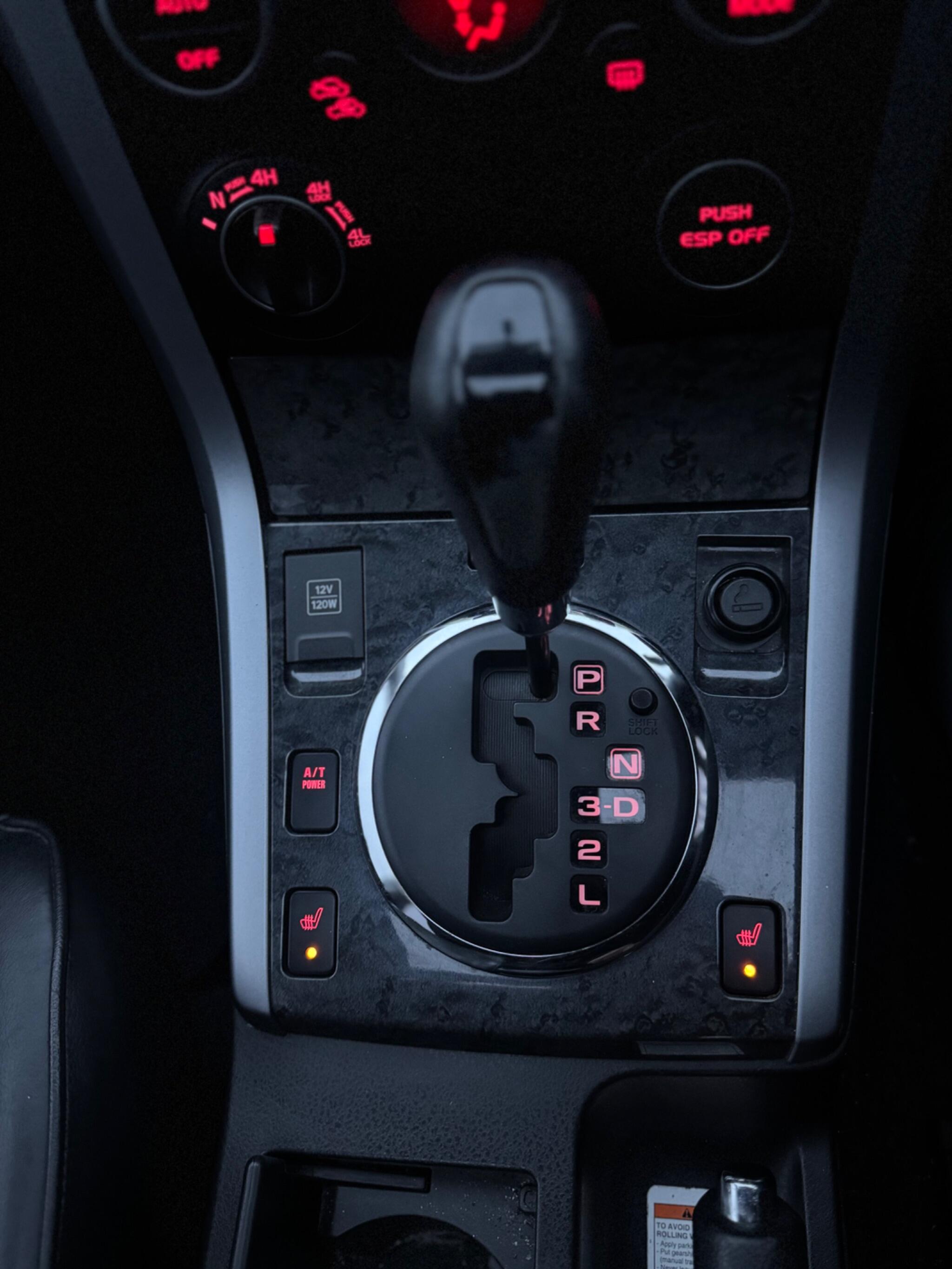 2010 Suzuki Grand Vitara 2.4 VVT SZ5 Auto 4WD Euro 4 5dr image 51