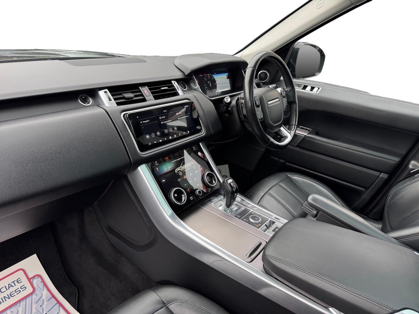 Land Rover Range Rover Sport view 9