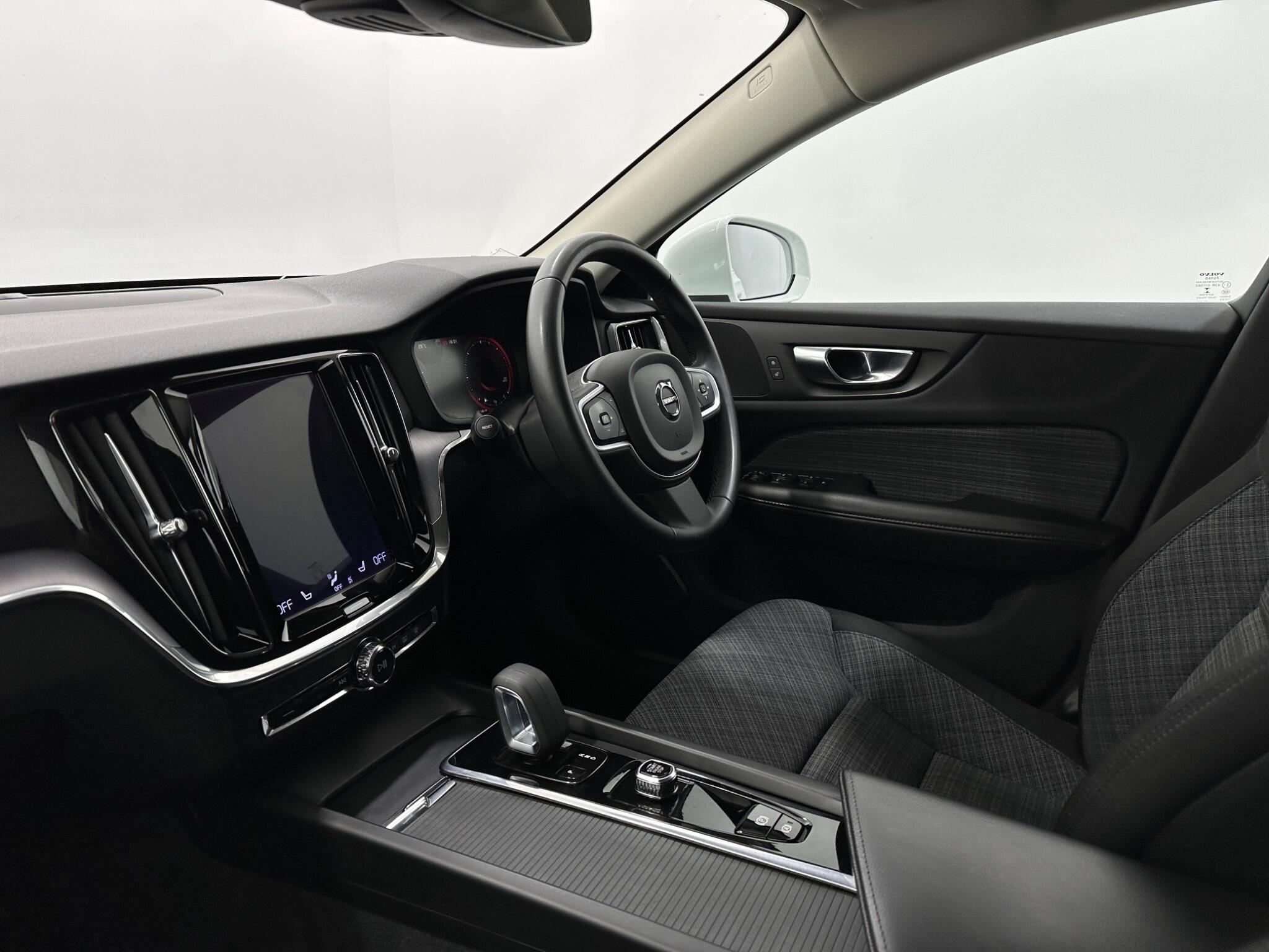 Volvo V60 view 30
