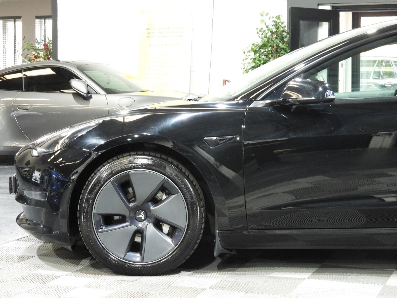 Tesla Model 3 view 13