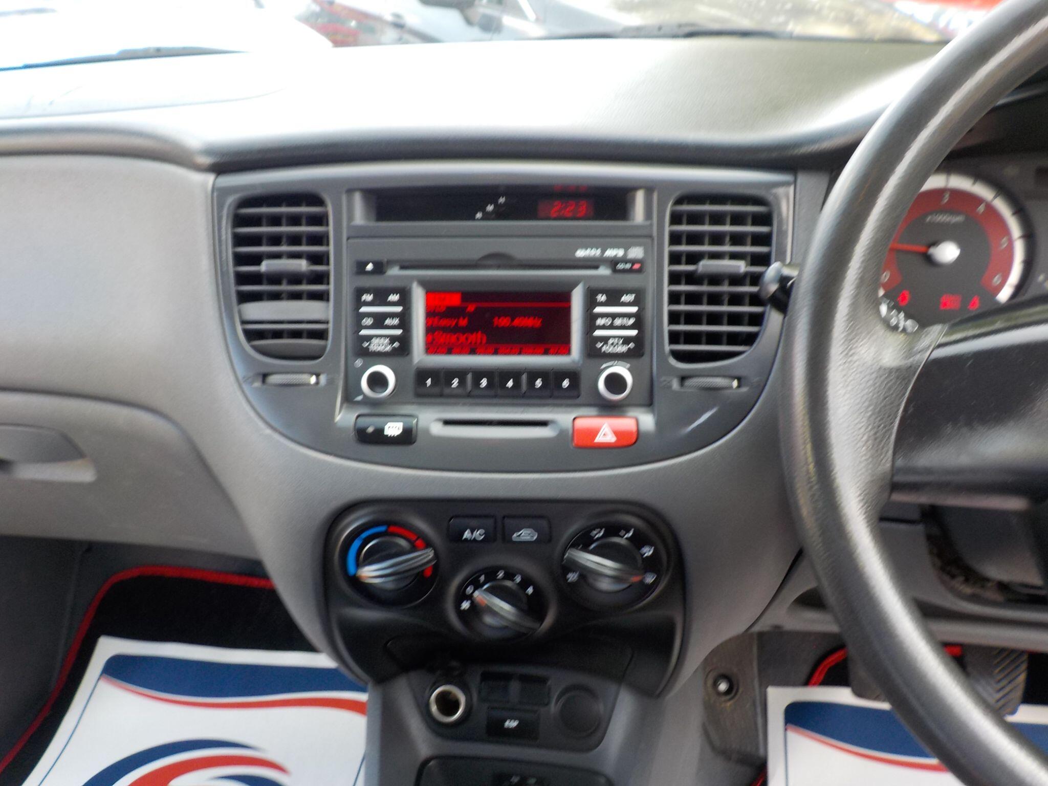 Kia Rio 1.5 CRDi Domino 5dr