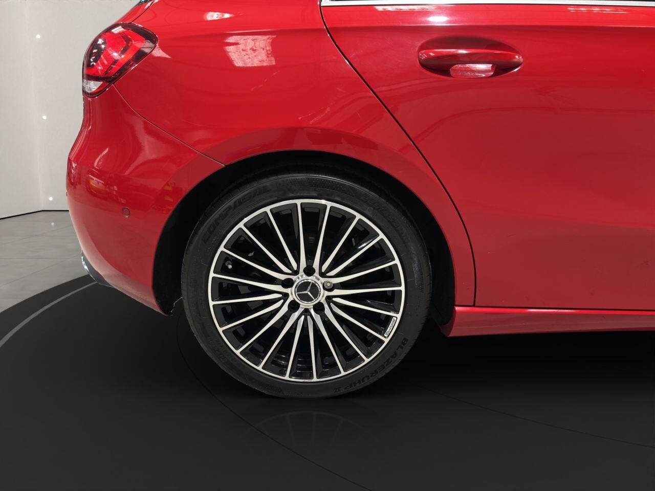 Mercedes-Benz A-Class view 40