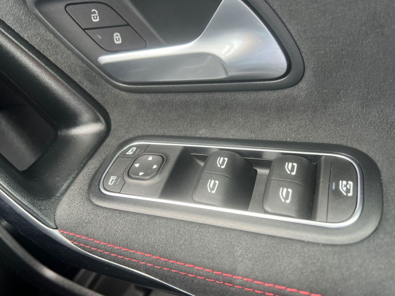 Mercedes-Benz A Class view 21