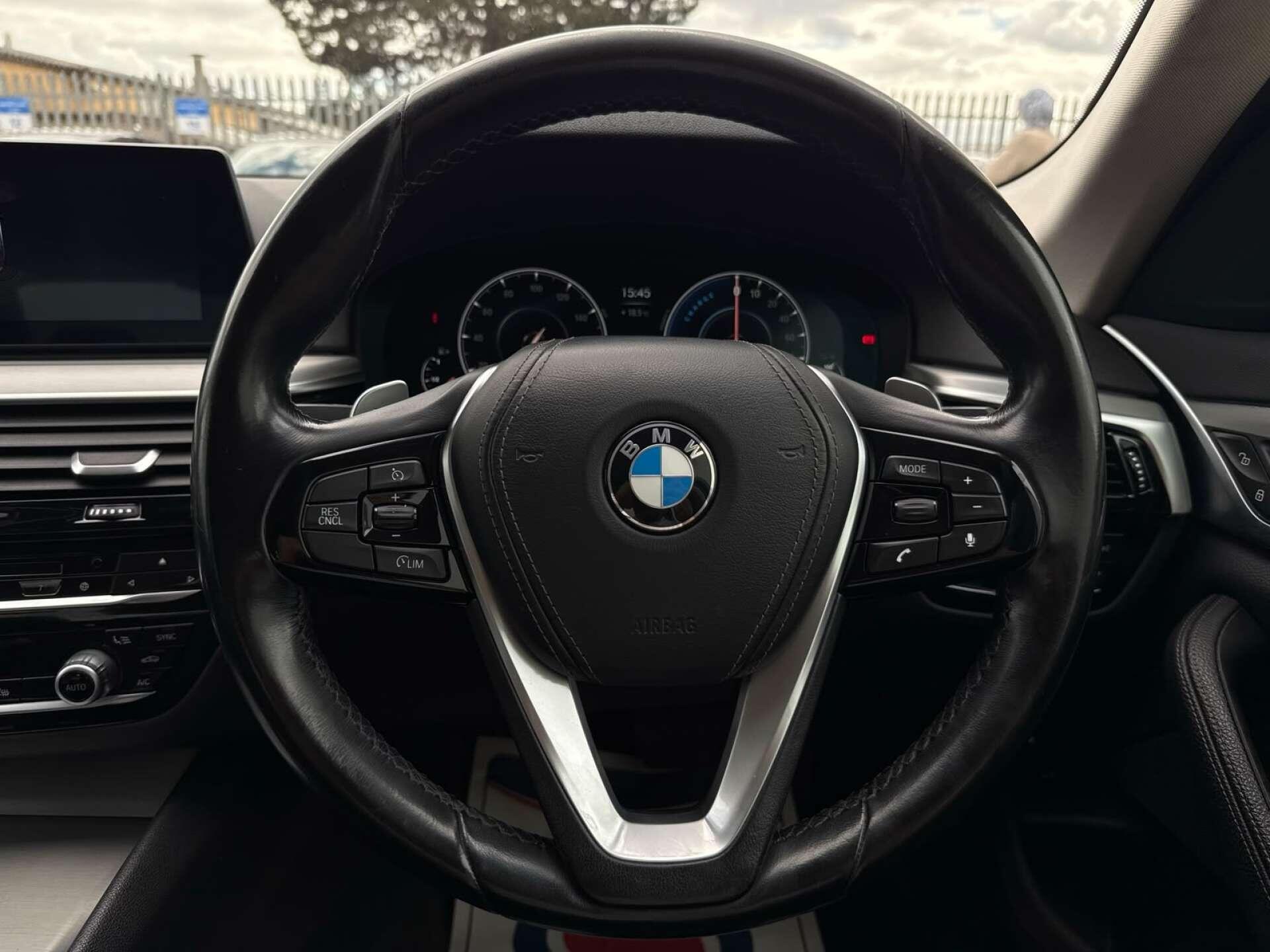 BMW 5 Series view 53