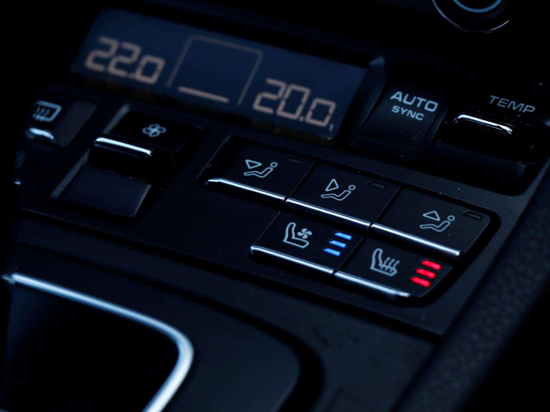 Porsche 911 view 17